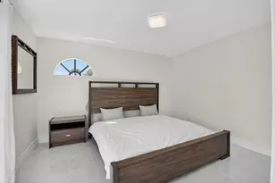 4310 Village Dr, Delray Beach, FL 33445 - Photo 20