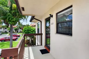 7245 Golf Colony Ct, Lake Worth, FL 33467 - Photo 8