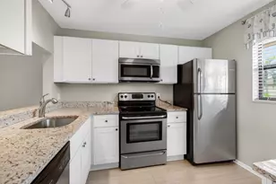 7245 Golf Colony Ct, Lake Worth, FL 33467 - Photo 2