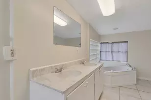 1166 SE Preston Ln, Port Saint Lucie, FL 34983 - Photo 8