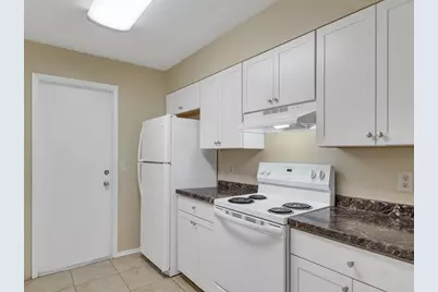 1166 SE Preston Lane, Port Saint Lucie, FL 34983 - Photo 4