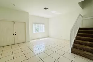7634 NW 99th Way NW, Tamarac, FL 33321 - Photo 4