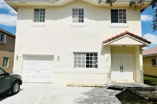 7634 NW 99th Way NW, Tamarac, FL 33321 - Photo 2