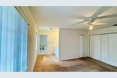 7634 NW 99th Way NW, Tamarac, FL 33321 - Photo 8