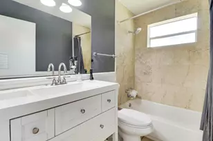 19049 SE Robert Dr, Jupiter, FL 33469 - Photo 24