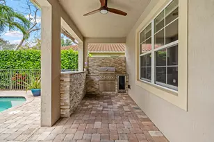 10652 Ivanhoe Ln, Wellington, FL 33414 - Photo 10