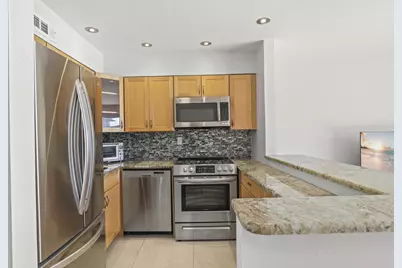 2936 Lake Shore Drive #204, West Palm Beach, FL 33404 - Photo 10