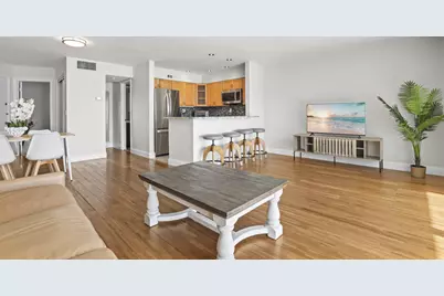 2936 Lake Shore Drive #204, West Palm Beach, FL 33404 - Photo 12