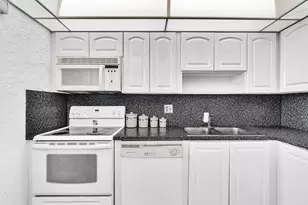 6670 Royal Palm Blvd, Margate, FL 33063 - Photo 10
