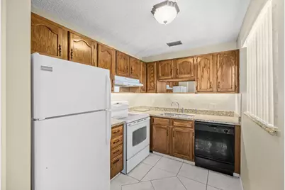 29 Lake Vista Trail #205, Port Saint Lucie, FL 34952 - Photo 12