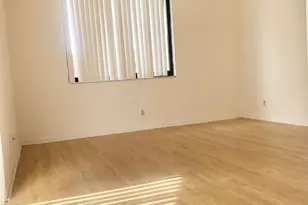 3915 Victoria Dr, West Palm Beach, FL 33406 - Photo 10