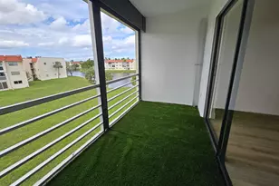 3001 Sunrise Lakes Dr E, Sunrise, FL 33322 - Photo 30