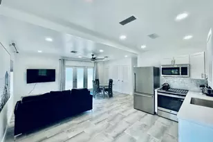 1742 NE 7th St, Fort Lauderdale, FL 33304 - Photo 22