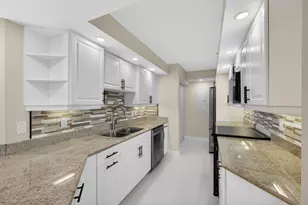 3000 N Ocean Dr, Singer Island, FL 33404 - Photo 12