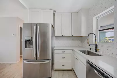 2829 NE 30th Street #302, Fort Lauderdale, FL 33306 - Photo 8