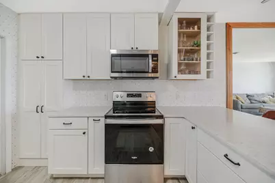 2829 NE 30th Street #302, Fort Lauderdale, FL 33306 - Photo 8