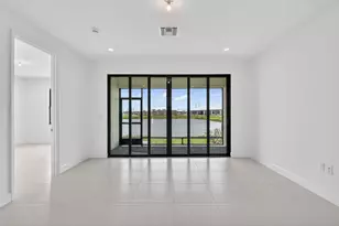 13600 SW Starkissed Ln, Port Saint Lucie, FL 34987 - Photo 16