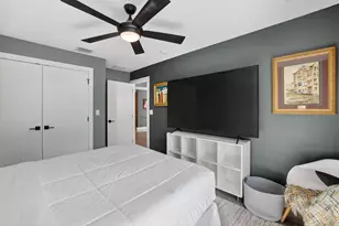 1721 NE 37th St, Oakland Park, FL 33334 - Photo 56