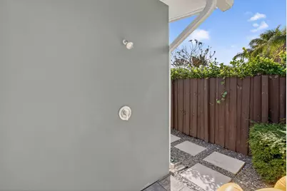 1721 NE 37th Street, Oakland Park, FL 33334 - Photo 84