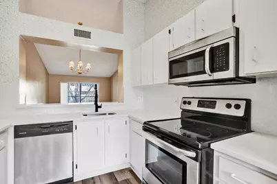 7557 Trent Drive #213, Tamarac, FL 33321 - Photo 8