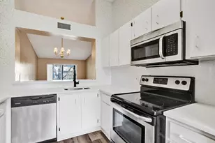 7557 Trent Dr, Tamarac, FL 33321 - Photo 8