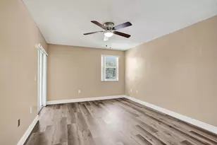 7557 Trent Dr, Tamarac, FL 33321 - Photo 16