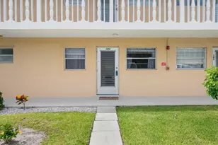2102 NE 1st Way, Boynton Beach, FL 33435 - Photo 4