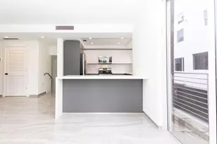 700 NE 14th Ave, Fort Lauderdale, FL 33304 - Photo 10