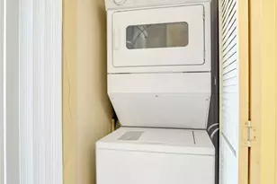 7513 Trent Dr, Tamarac, FL 33321 - Photo 10