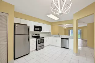 7513 Trent Dr, Tamarac, FL 33321 - Photo 8