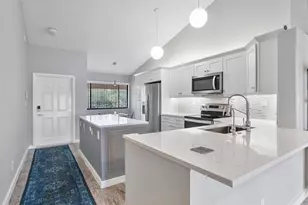 3200 NW 46th St, Oakland Park, FL 33309 - Photo 2