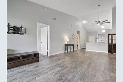 3200 NW 46th Street #203, Oakland Park, FL 33309 - Photo 4