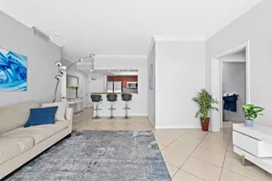 347 N New River Dr Dr E, Fort Lauderdale, FL 33301 - Photo 2