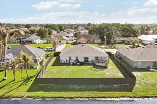 1892 SW Monterrey Ln, Port Saint Lucie, FL 34953 - Photo 30