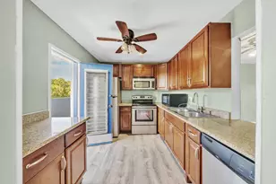 7541 NW 16th St, Plantation, FL 33313 - Photo 8