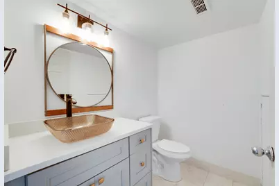 127 Yacht Club Way #101, Hypoluxo, FL 33462 - Photo 12