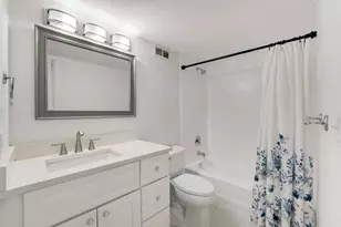 127 Yacht Club Way, Hypoluxo, FL 33462 - Photo 20