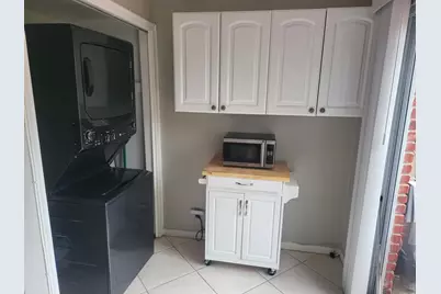 32 NE 20th Court #4b, Wilton Manors, FL 33305 - Photo 8