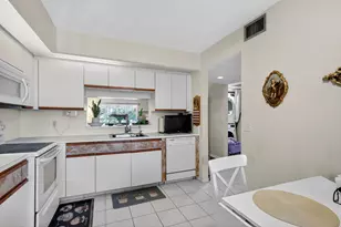 901 SW 128th Terrace, Pembroke Pines, FL 33027 - Photo 10