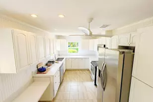 241 14th Pl, Vero Beach, FL 32960 - Photo 4