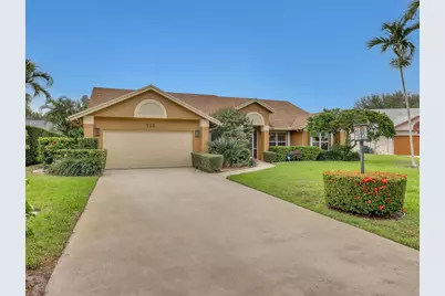 712 Golf Court, Delray Beach, FL 33445 - Photo 1