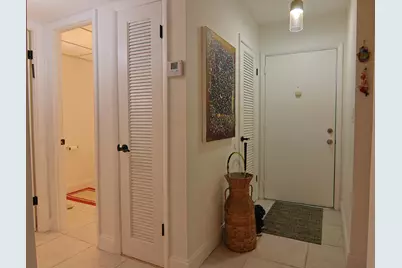 1000 NE 12th Avenue #106, Hallandale Beach, FL 33009 - Photo 16