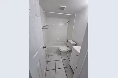 1401 NE 17th Court #110, Fort Lauderdale, FL 33305 - Photo 6