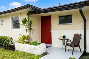 2898 Ashley Dr Dr E, West Palm Beach, FL 33415 - Photo 1