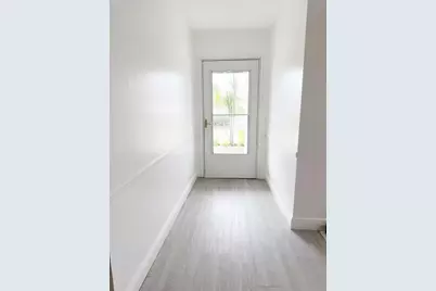 2898 Ashley Dr Drive E #C, West Palm Beach, FL 33415 - Photo 2