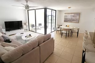 950 Lavers Cir, Delray Beach, FL 33444 - Photo 2