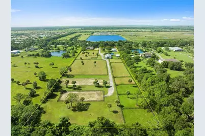 8530 8th Street, Vero Beach, FL 32968 - Photo 2