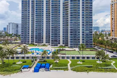 17555 Collins Avenue #1805, Sunny Isles Beach, FL 33160 - Photo 54