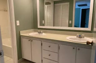 1705 Forest Lakes Cir, West Palm Beach, FL 33406 - Photo 10