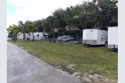 22 S Loafing Street, Hypoluxo, FL 33462 - Photo 4